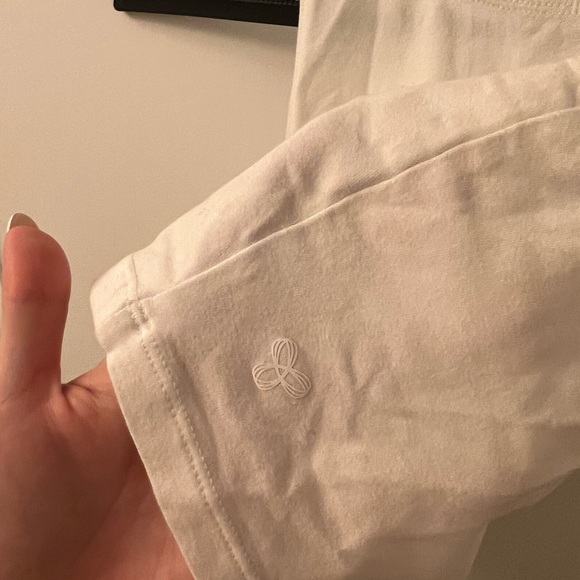 TNA White Sleeveless Crop Top - Picture 5 of 5